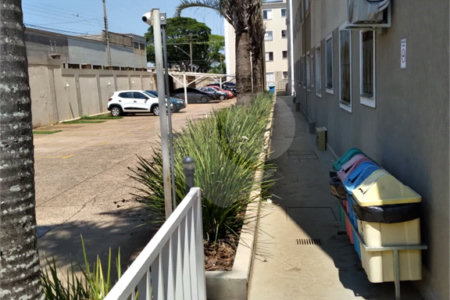 Apartamento no Condomínio Monte Everest.
