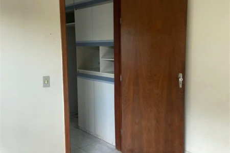 Espaçosa Casa Térrea para locação - Vila Ipojuca