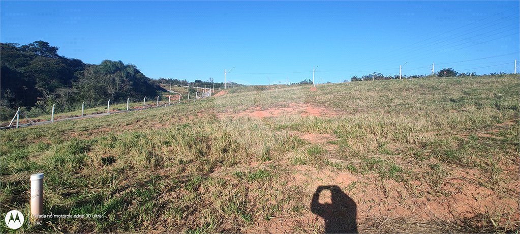 Terreno em Atibaia com 360 m² condomínio fechado com ampla área de lazer