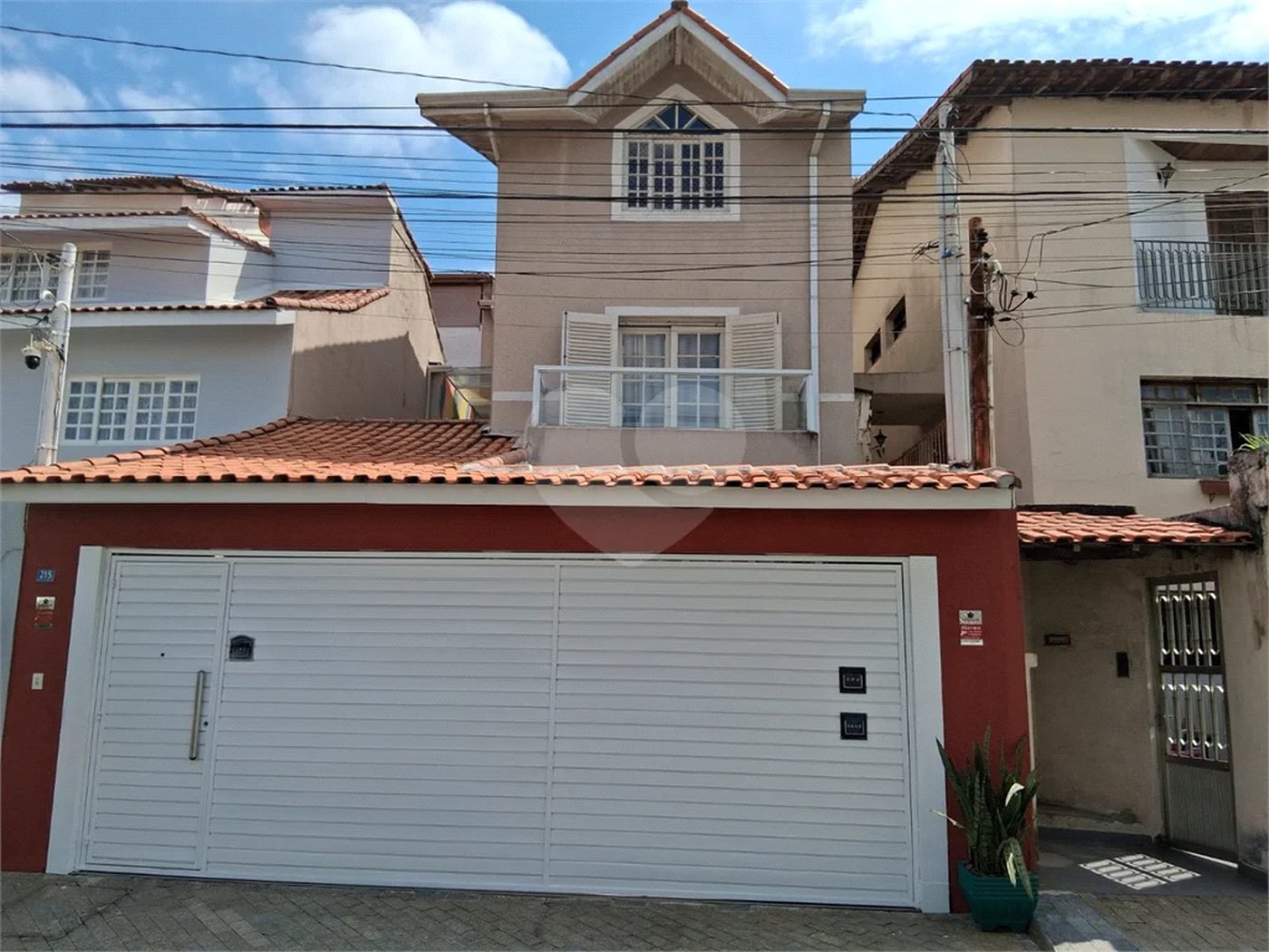 Casa à Venda na Vila Rosália | 4 Dorms, Área Gourmet e Rua Sem Saída
