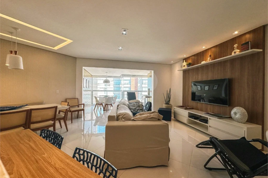 Apartamento à venda com 4 suítes em Riviera de São Lourenço, Bertioga, SP