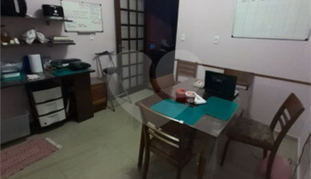 Sobrado à venda com 3 quartos, sendo 2 suítes,  em Vila Bertioga, São Paulo, SP
