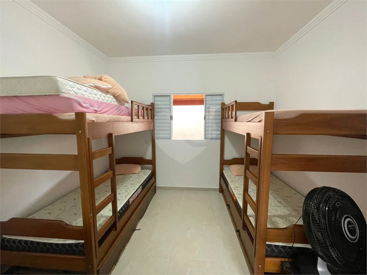 Casa à venda com 2 quartos, sendo 1 suíte,  em Morada da Praia, Bertioga, SP