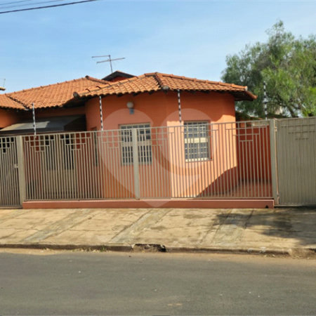 Casa à venda no Parque Fehr de 500m²