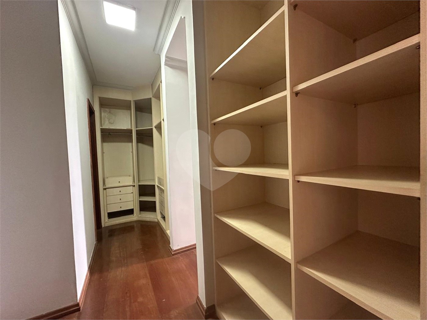 Apartamento 4 suítes Central Park Club