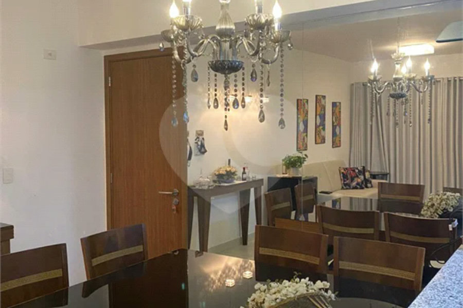Apartamento à venda com 2 quartos, sendo 1 suíte,  em Riviera de São Lourenço, Bertioga, SP