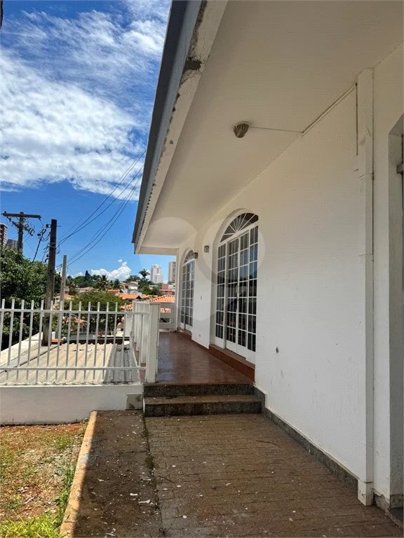 Sobrado Residencial e Comercial em Área Nobre de Piracicaba, para venda e locação.