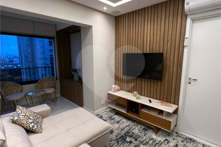 Apartamento a venda no Bras em frente ao Metro