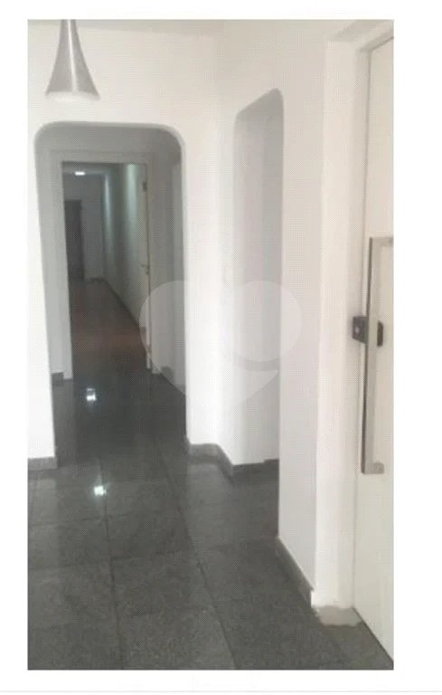 Cobertura 6 suítes, 6 vagas e piscina Alto da Boa Vista