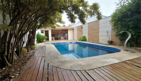 Casa à venda ou para alugar com 4 suítes em Lapa, São Paulo, SP