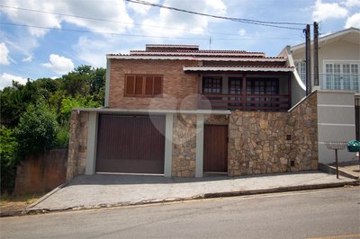 Casa à venda com 3 quartos, sendo 1 suíte, em Jardim Flórida, São Roque, SP