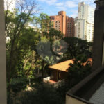 Apartamento com 77m² e 2 dormitórios próximo a Paulista e Metrô Trianon-Masp.
