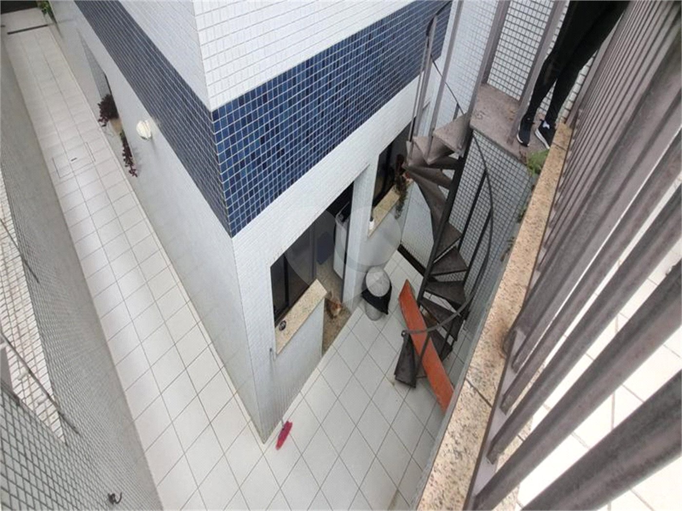 Sobrado à Venda na Aclimação - 150 m² - 2 Salas, 3 Dorms, 2 Vagas.