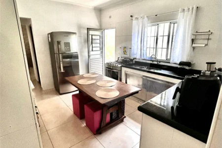 Casa com 2 quartos na Vila Brasileira em Mogi das Cruzes/SP