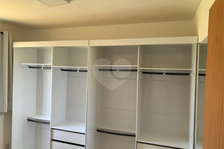 Apartamento a venda no condomínio Monte Berlim