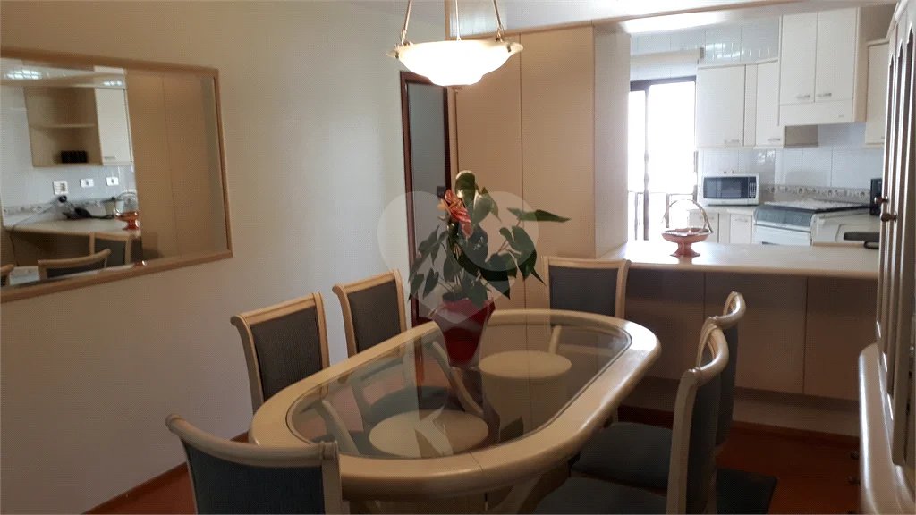 Apartamento à venda mobiliado nos Jardins — 126 m²
