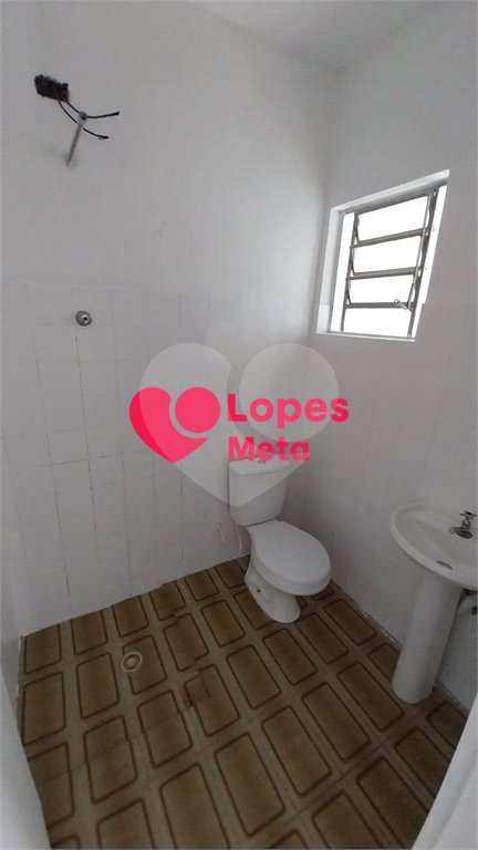 CASA A VENDA NO JARDIM DAS INDUSTRIAS COM 3 DORMITORIOS, 1 BANHEIRO, 3 VAGAS, SÃO JOSÉ DOS CAMPOS/SP