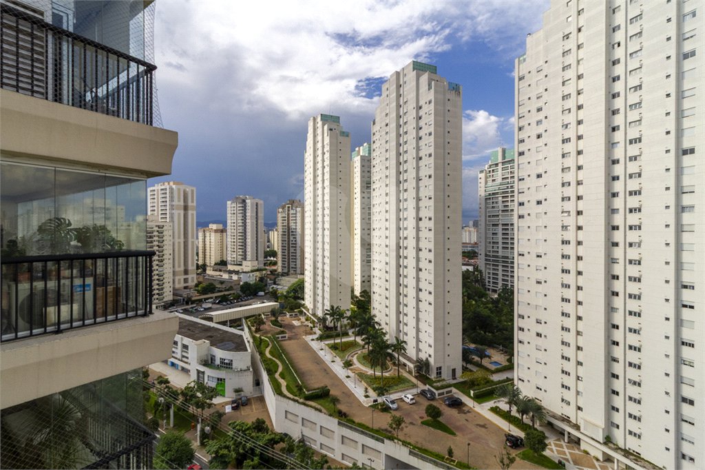 Apartamento para venda no Alto da Moóca, com 178 m², 3 suítes, 3 vagas.
