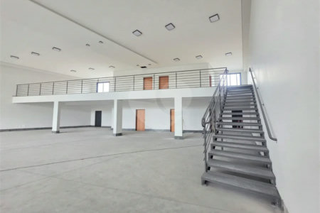 Prédio Comercial para Locação no Jardim Santo Antônio em Valinhos/SP