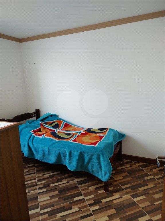 Apartamento no condomínio Monte Everest dispondo de 48m²