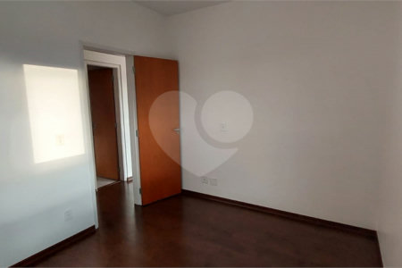 Apartamento 1 dormitório no Condomínio Parque das Violetas