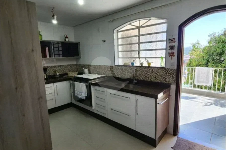 Casa Térrea com 3 Quartos à venda, 220m² - Jardim Líbano
