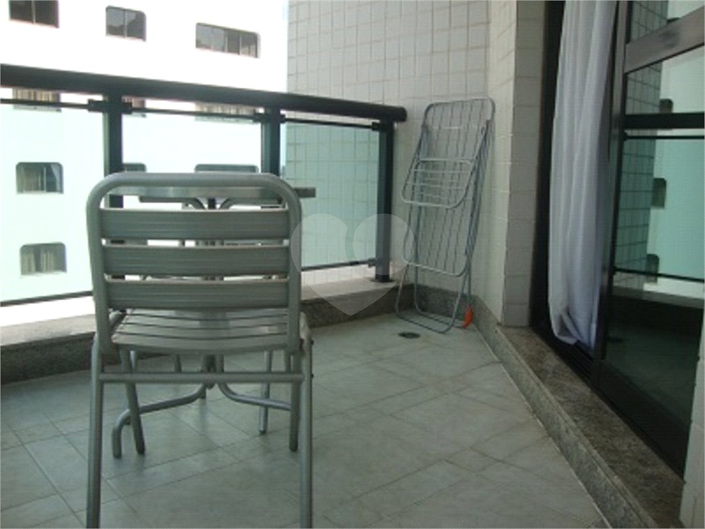 Apartamento de 1 dormitório sendo suíte com 60m2