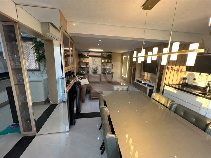 Apartamento 3 suites Granja Julieta