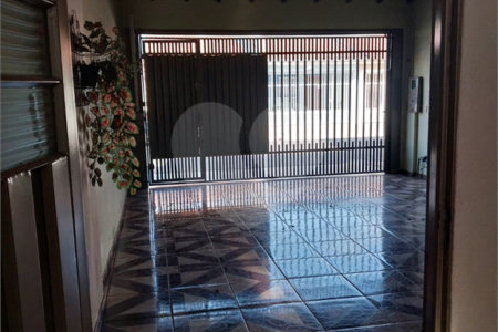 Casa térrea para venda no Planalto Paraíso