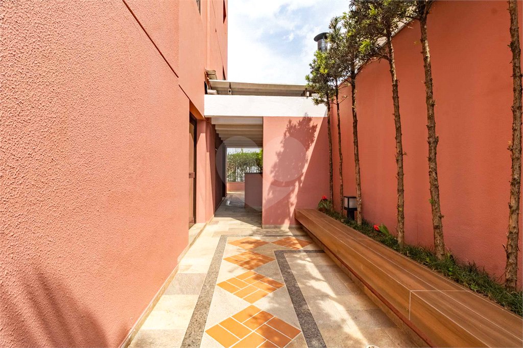 Apartamento para venda com 96 m², 3 dormitórios, 3 vagas no Alto de Pinheiros!