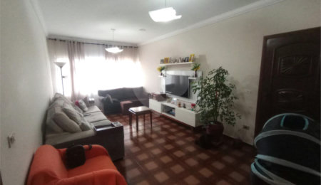 Sobrado à venda com 5 quartos em Parque Santa Madalena, São Paulo, SP