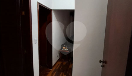 Casa à venda com 3 quartos, sendo 1 suíte,  em Vila Prado, São Carlos, SP