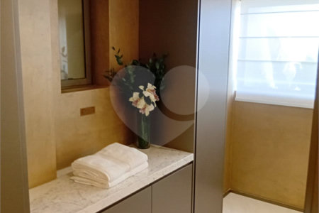Soleil by Boca do Lobo: Apartamento de 246m² com 4 Suítes e 4 Vagas na Chácara Klabin ALTO PADRÃO