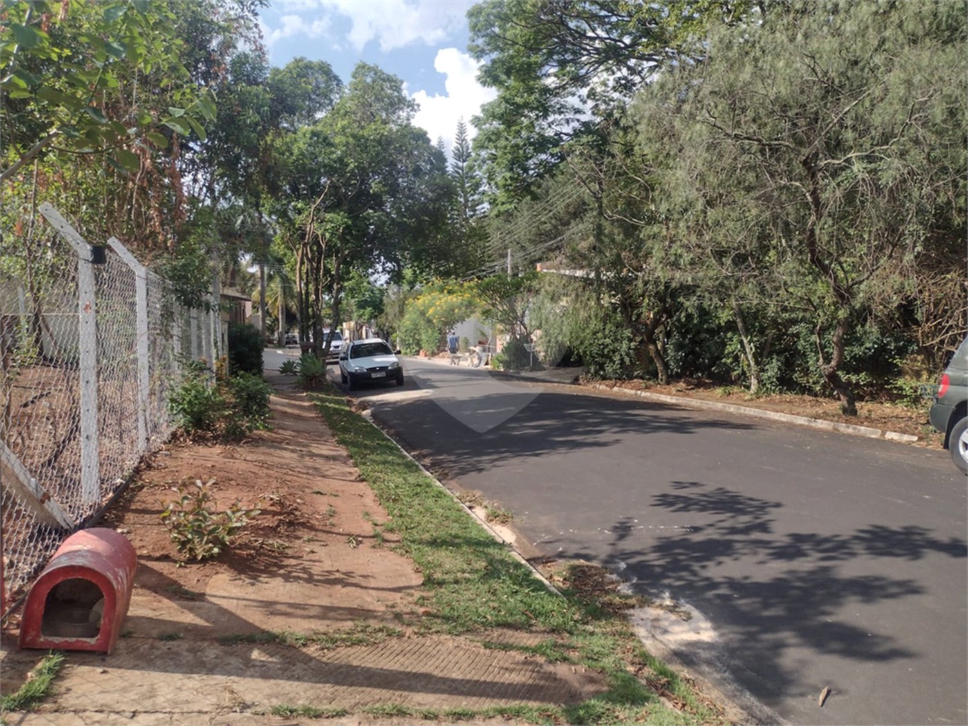 Terreno á venda no Jardim Paraíso