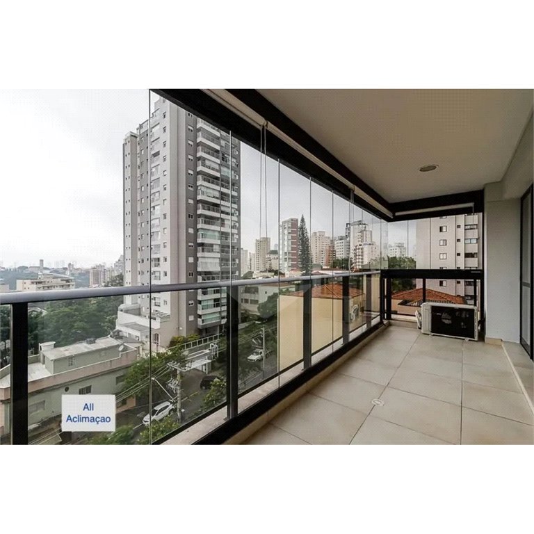 Apartamento à venda com 63,54 m² na Aclimação São Paulo SP