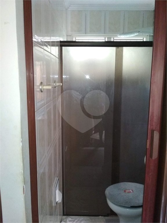 Casa térrea para venda ou locação no Jardim São Carlos V