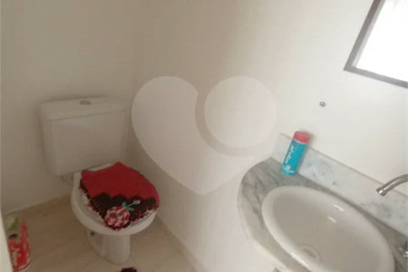 Casa com 100m², 3 dormitórios, 2 vagas, à venda no bairro da Penha.