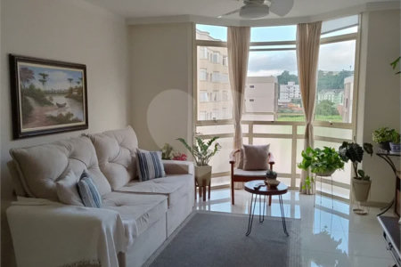 Apartamento em Atibaia com 2 dormitórios (1 suíte), 2 vagas de garagem, elevador, salão de festas, excelente localização