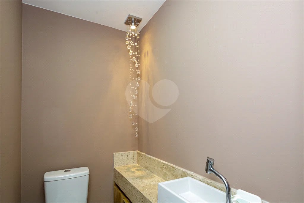 Apartamento para alugar com 3 suítes em Santo Amaro, São Paulo, SP