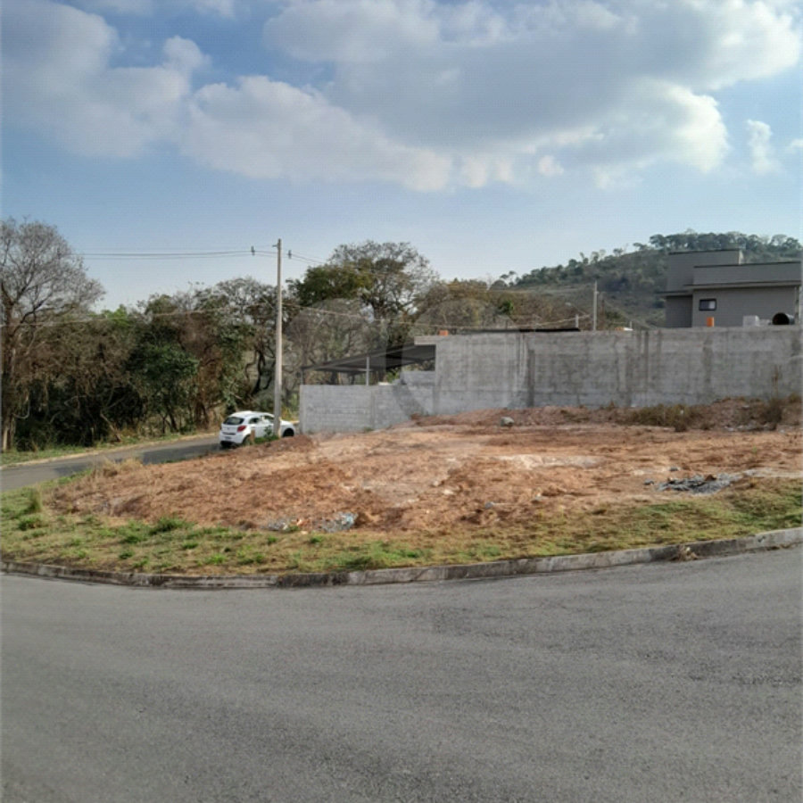 Terreno de Esquina no Residencial Santa Helena - Bom Jesus dos Perdões