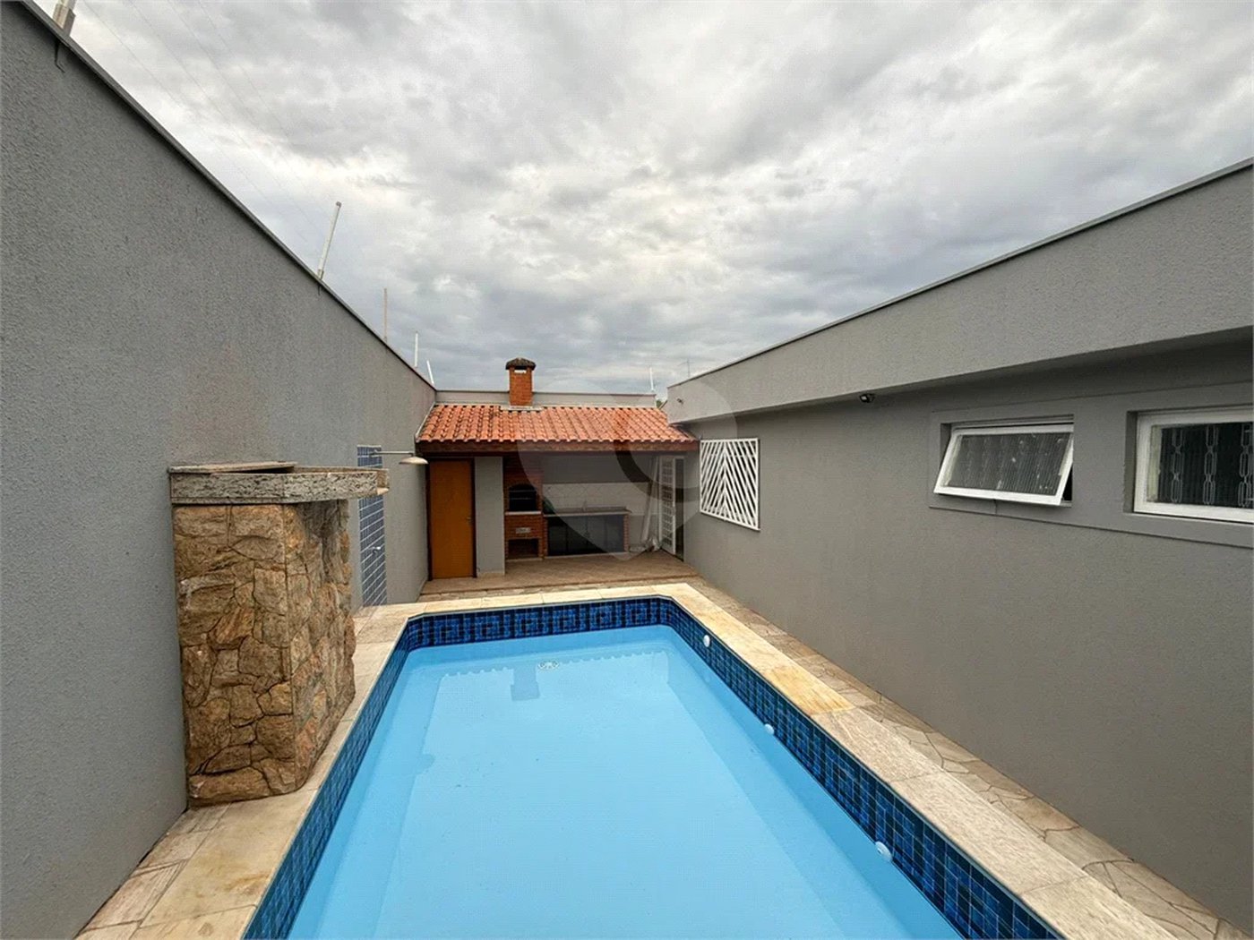 Casa à venda no Bairro Nova Piracicaba Casa à venda 3 dormitórios, 304m2 - Bairro Nova Piracicaba - Piracicaba, SP Casa à venda 3 dormitórios, 304m2 - Bairro Nova Piracicaba - Piracicaba, SP