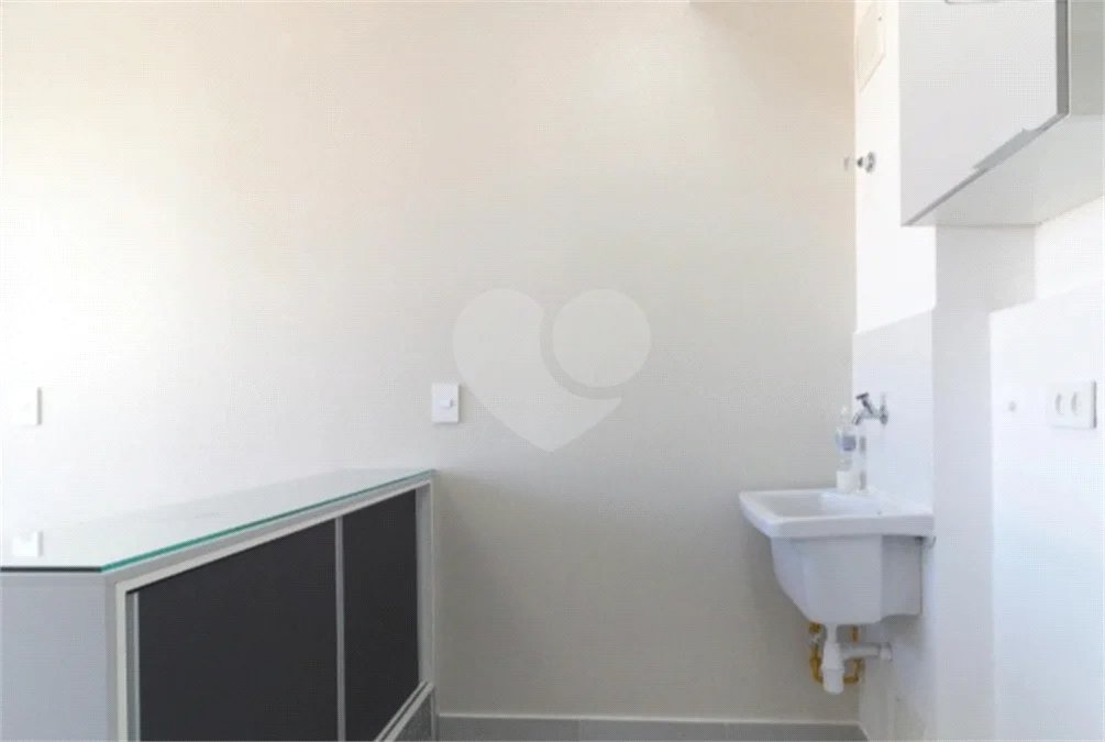 Apartamento à venda no Sacomã com 2 quartos e sem vaga