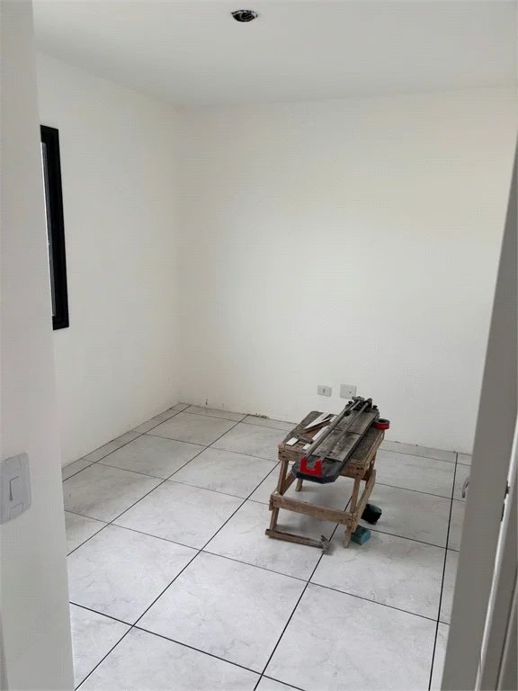 Casa à venda com 2 quartos no condomínio Sindona Parque 1, Cotia - SP