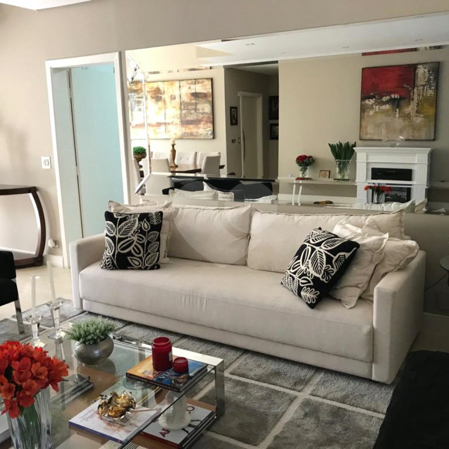 Apartamento Duplex alto padrão na Saúde.