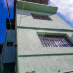 Sobrado para moradia de família grande ou para investidor.
