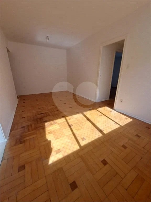 Apartamento 97m² para locação com 2 dormitórios e 1 vaga para garagem localizado na Vila Clementino