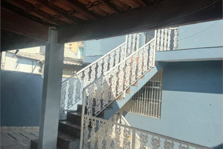 Sobrado à venda com 5 quartos em Bela Vista, Osasco, SP