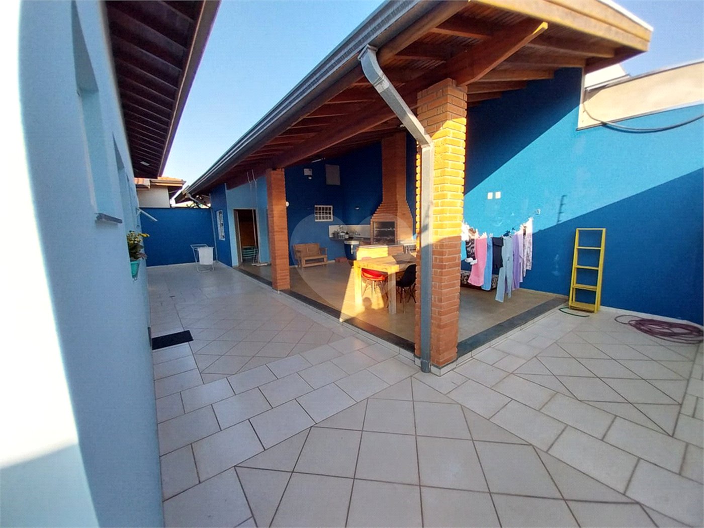Sobrado à venda com 5 quartos, sendo 1 suíte,  em Terra Nobre, Louveira, SP