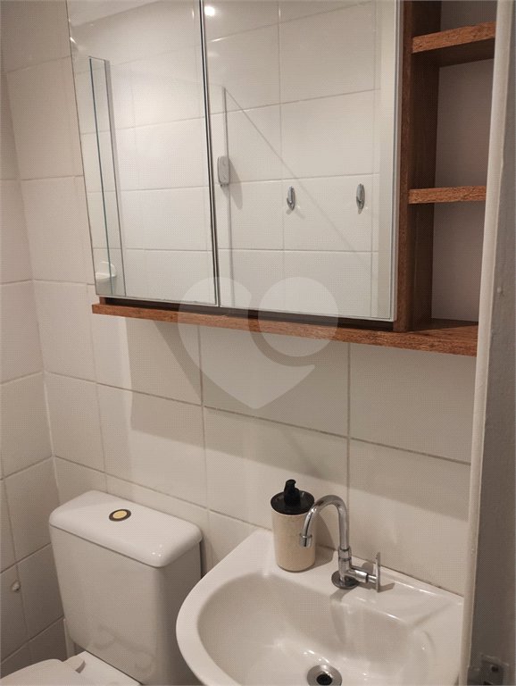 JARAGUÁ – FIT JARAGUÁ. Apartamento lindinho, em condomínio praticamente novo, super organizado e agradável, em local tranquilo com vista livre.