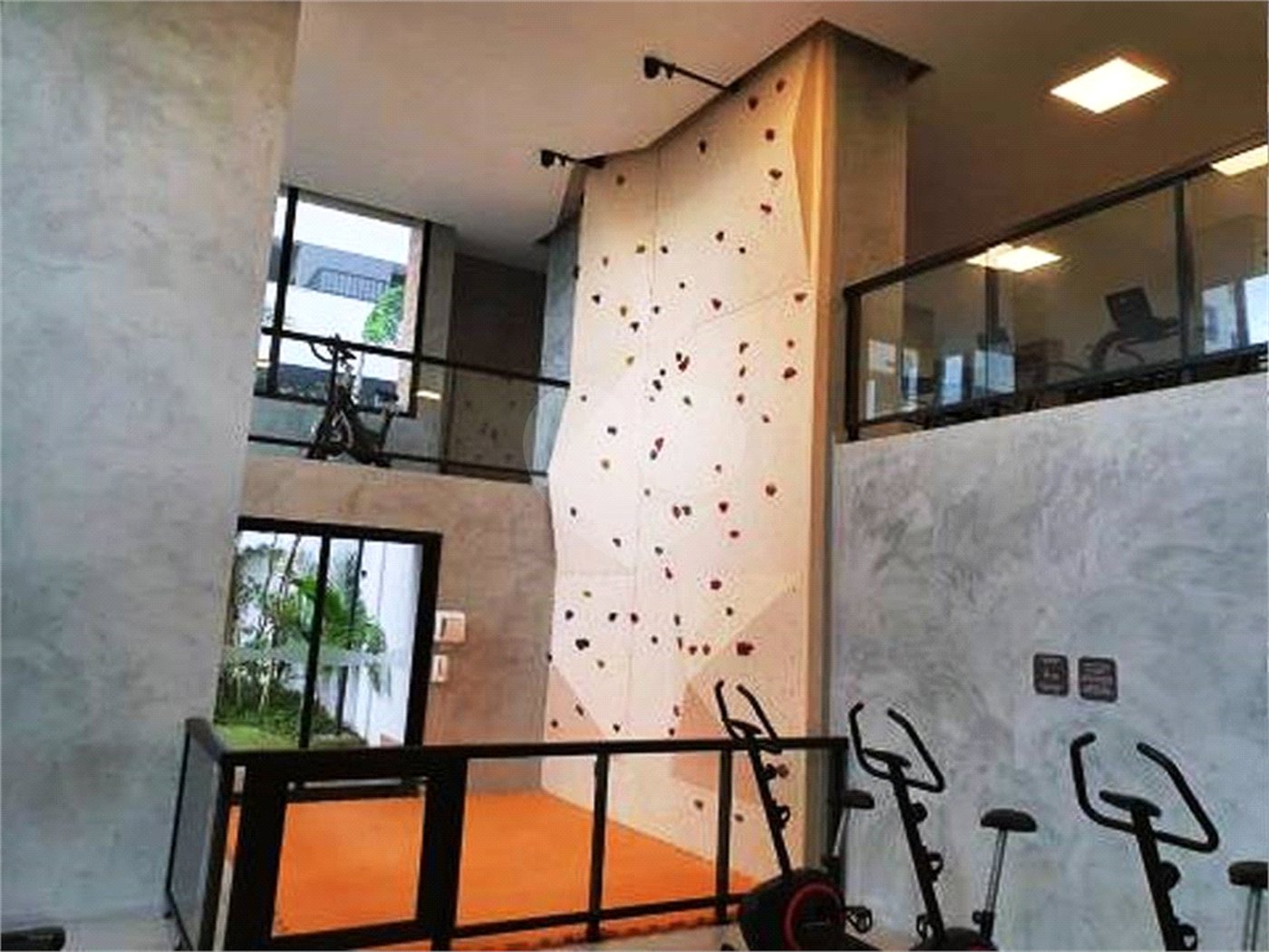 Magnífica Cobertura Penthouse à venda no condomínio Piscine Resort.